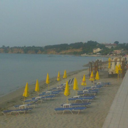 Hotel Achillion Makrygialos Bagian luar foto