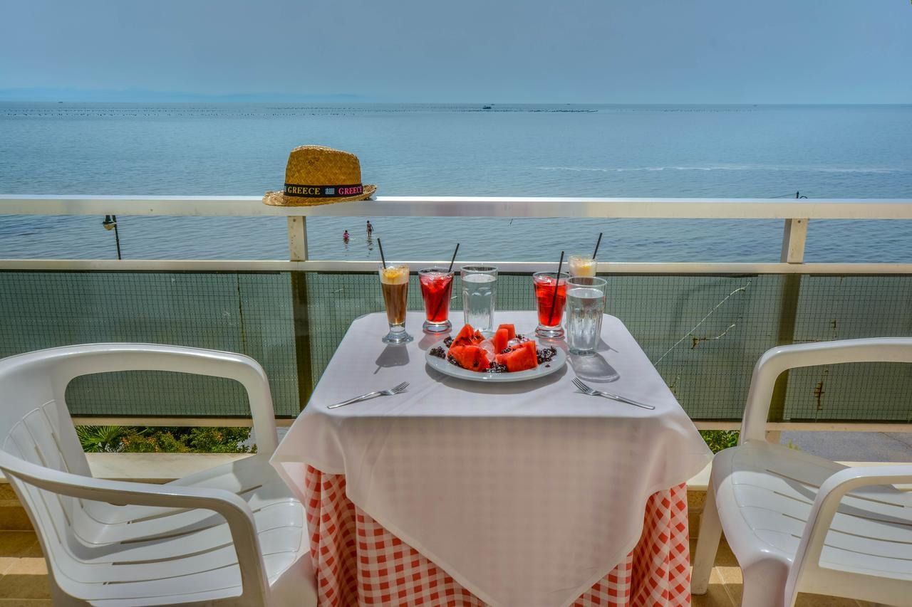 Hotel Achillion Makrygialos Bagian luar foto